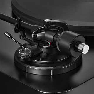 Audio-Technica: AT-LP7X Turntable