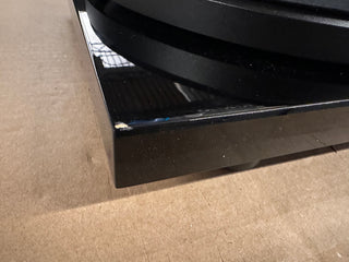 Pro-Ject: Debut Carbon EVO Turntable - High Gloss Black (Open Box Special)