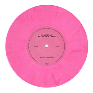 Olivia Dean: Nice To Each Other (Indie Exclusive Colored Vinyl) Vinyl 7"