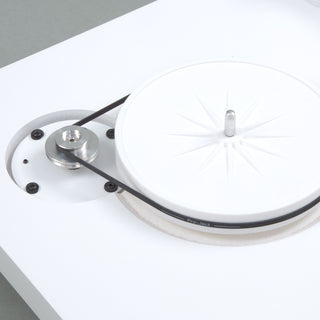 Pro-Ject: Debut PRO B Turntable - Special Edition White