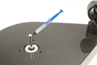 Pro-Ject: Grease It Lubrication for Inverted Bearing Turntables