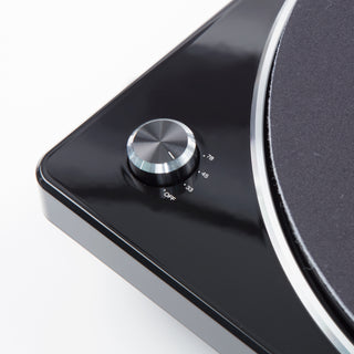 Denon: DP-400 Semi-Automatic Turntable